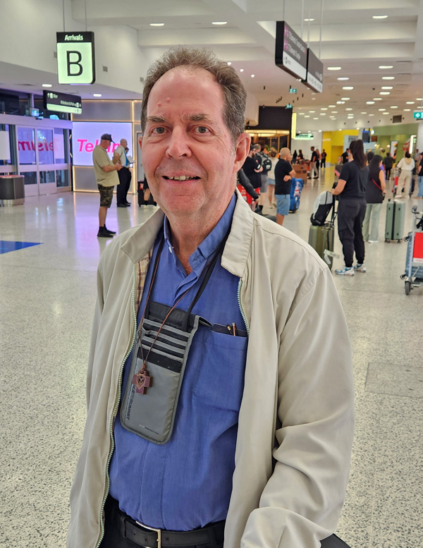 1125 SM Ben McK arrivingx